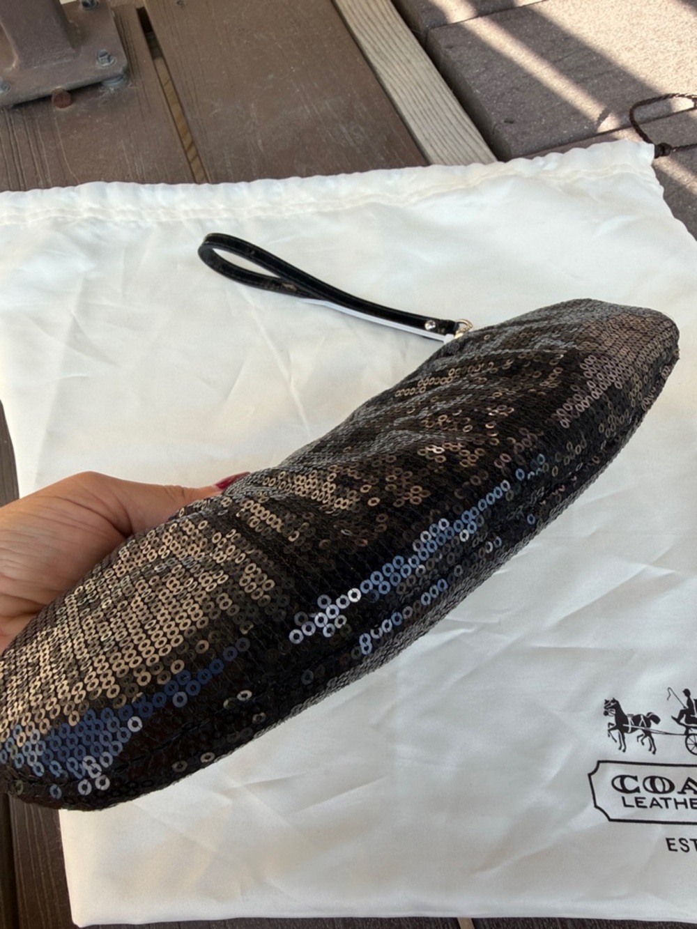 Coach Black Sequin Kiss-Lock Wristlet Clutch - Picture 4 of 14